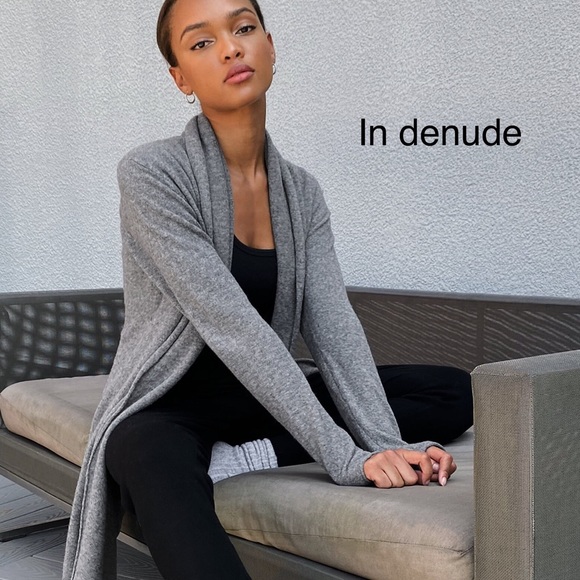 SOLD Aritzia Group by Babaton Hugo cardigan S - Picture 2 of 11